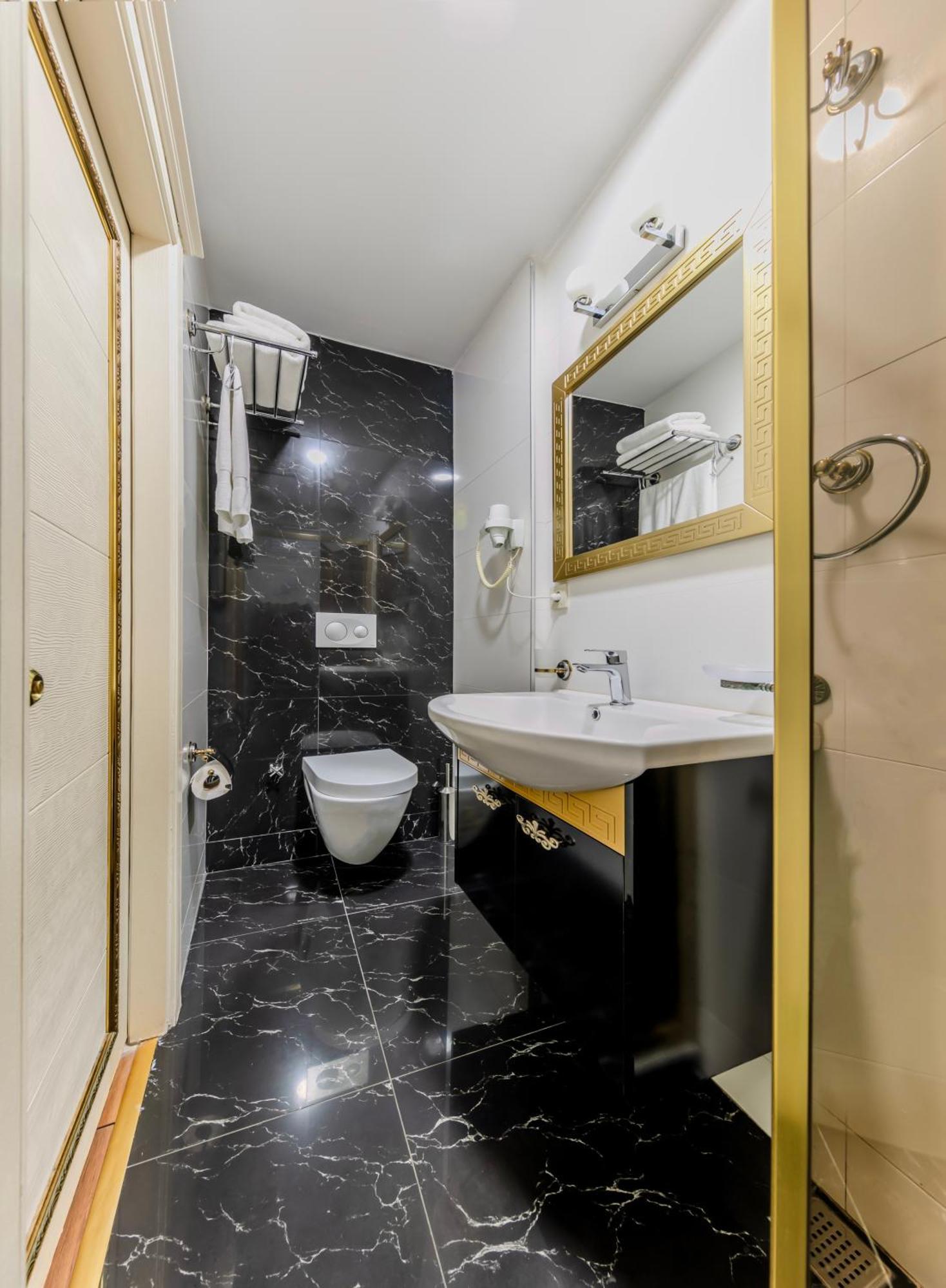 Lemis Suite Istanbul Bagian luar foto